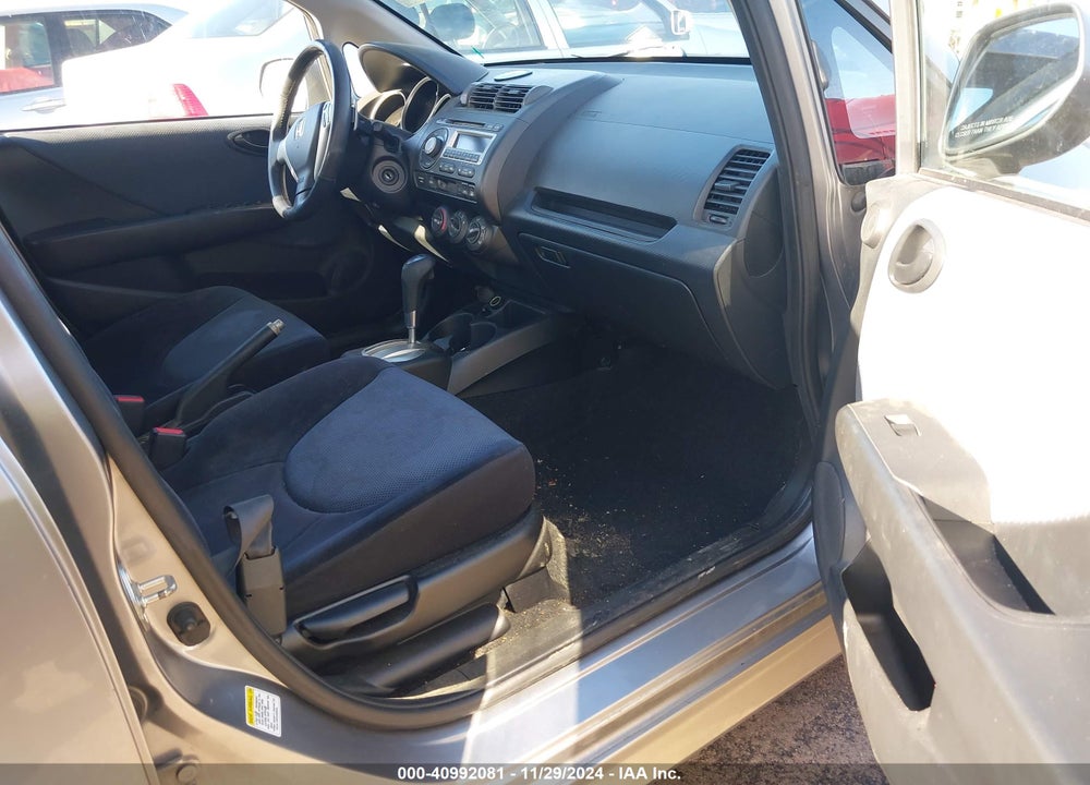 2008 HONDA FIT SPORT VIN: JHMGD38638S007570