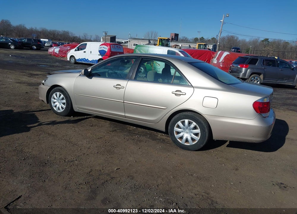 2005 TOYOTA CAMRY LE VIN: 4T1BE32K45U396018