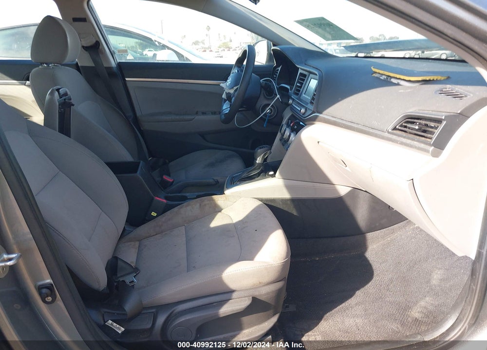 2019 HYUNDAI ELANTRA SE VIN: KMHD74LF1KU809292