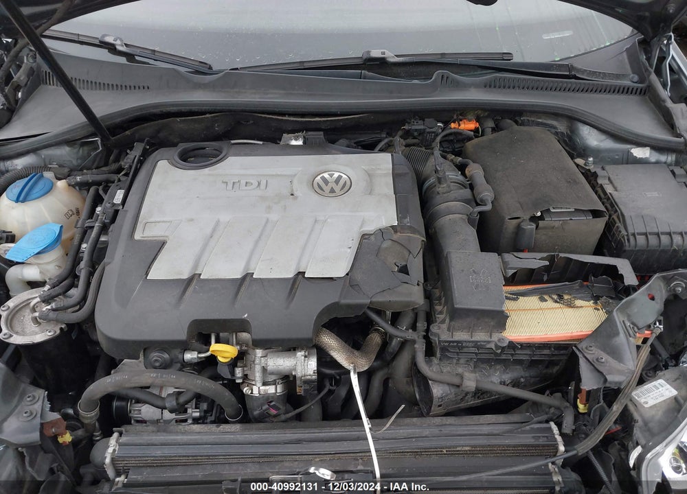 2014 VOLKSWAGEN JETTA SPORTWAGEN 2.0L TDI VIN: 3VWPL7AJ5EM618566