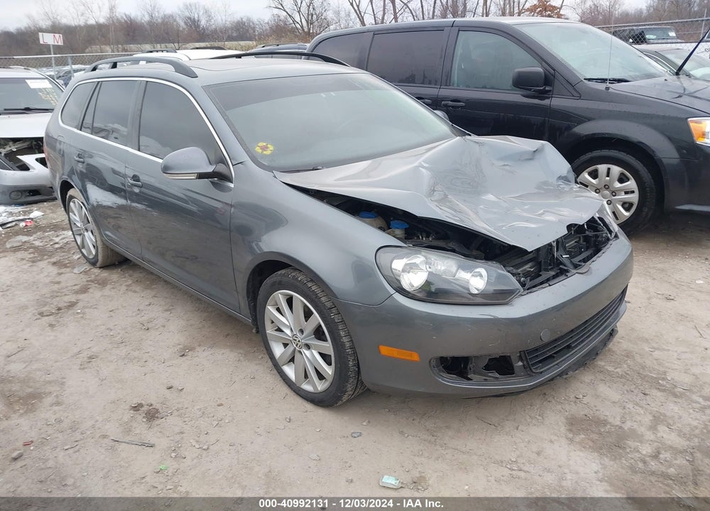 2014 VOLKSWAGEN JETTA SPORTWAGEN 2.0L TDI VIN: 3VWPL7AJ5EM618566