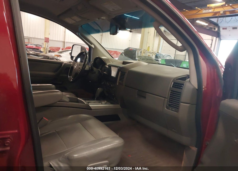 2007 NISSAN TITAN LE VIN: 1N6AA07B77N245641