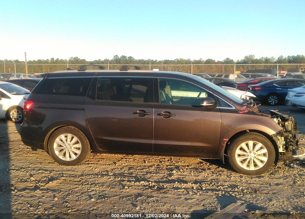 2017 KIA SEDONA EX VIN: KNDMC5C11H6258207