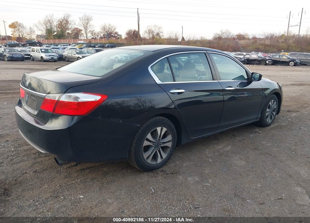2013 HONDA ACCORD LX VIN: 1HGCR2F33DA221626