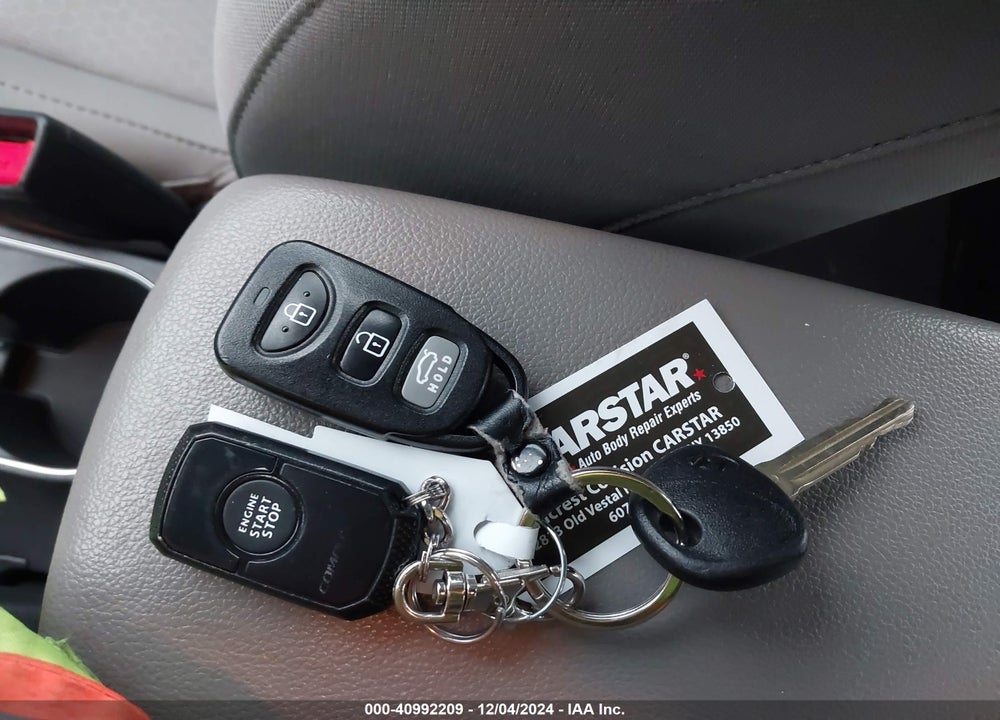 2018 HYUNDAI ELANTRA SEL VIN: KMHD84LF5JU574455