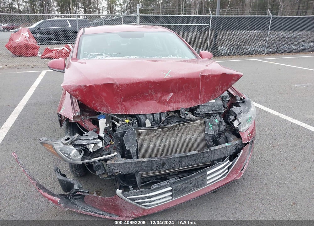 2018 HYUNDAI ELANTRA SEL VIN: KMHD84LF5JU574455