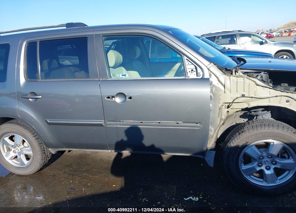 2009 HONDA PILOT EX VIN: 5FNYF48419B002600