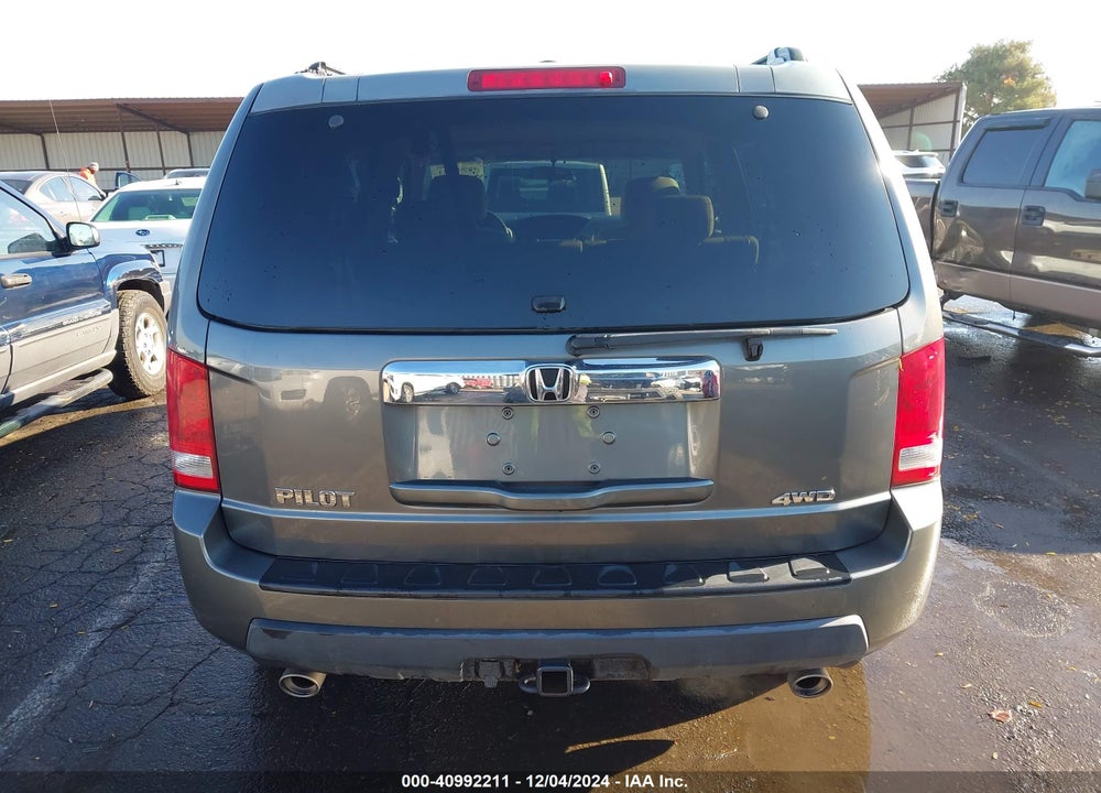 2009 HONDA PILOT EX VIN: 5FNYF48419B002600