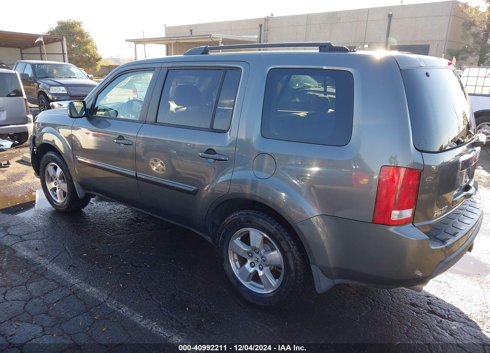 2009 HONDA PILOT EX VIN: 5FNYF48419B002600