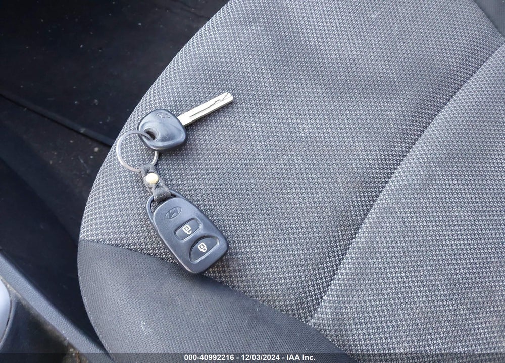 2014 HYUNDAI ACCENT GS VIN: KMHCT5AE5EU146868