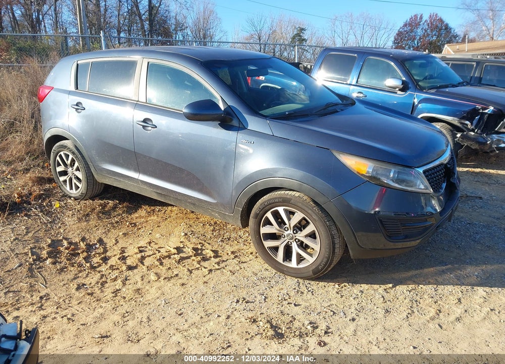 2016 KIA SPORTAGE LX VIN: KNDPBCAC2G7853844
