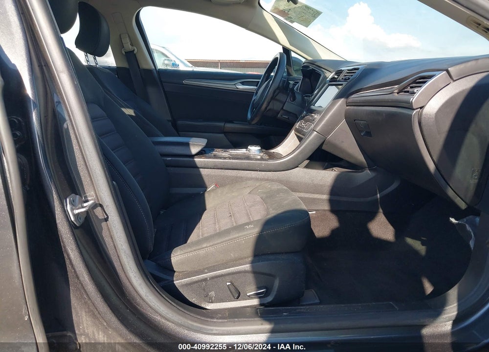 2017 FORD FUSION VIN: 3FA6P0HD3HR155222