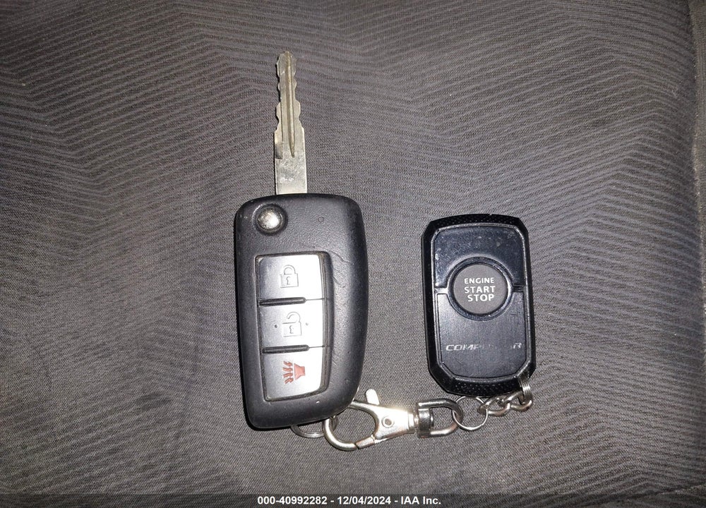 2015 NISSAN ROGUE VIN: KNMAT2MV3FP588747