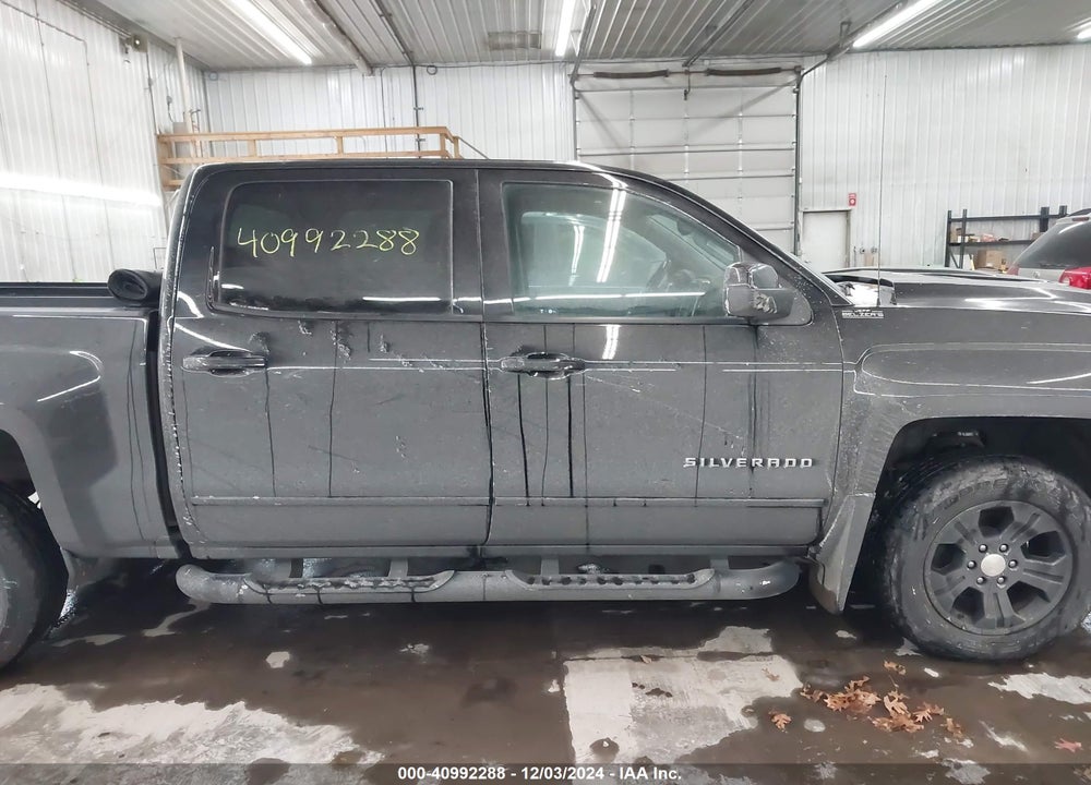 2018 CHEVROLET SILVERADO 1500 VIN: 3GCUKREC8JG378292