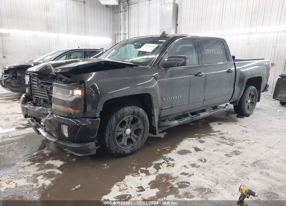 2018 CHEVROLET SILVERADO 1500 VIN: 3GCUKREC8JG378292