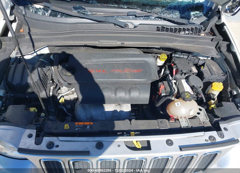 2017 JEEP RENEGADE VIN: ZACCJADB4HPG08511