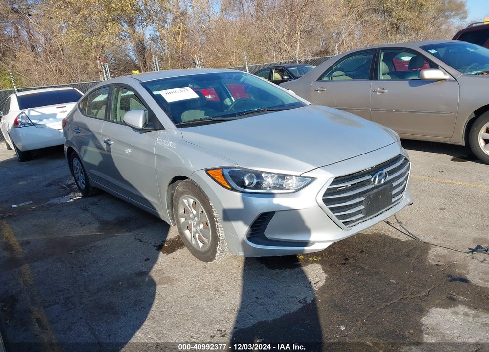2017 HYUNDAI ELANTRA SE VIN: 5NPD74LF4HH207803