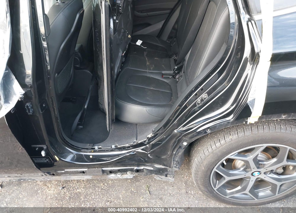 2017 BMW X1 SDRIVE28I VIN: WBXHU7C39H5H36851