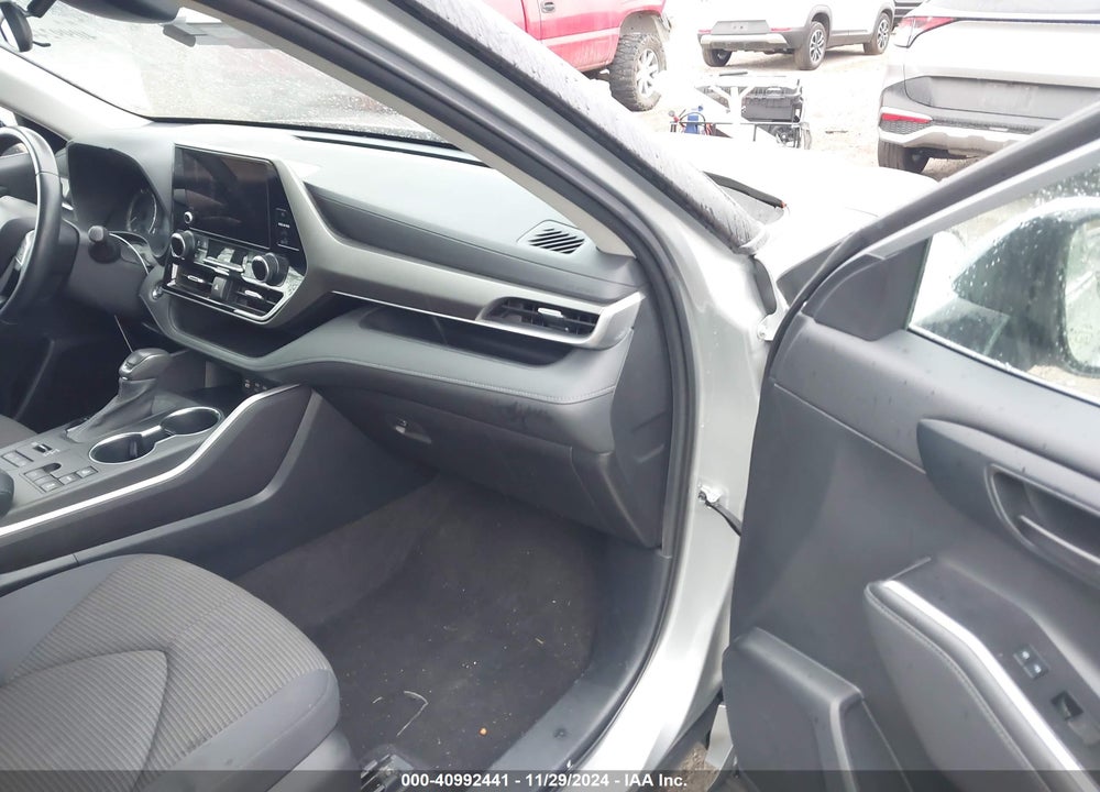 2023 TOYOTA HIGHLANDER LE VIN: 5TDKDRBH0PS037738