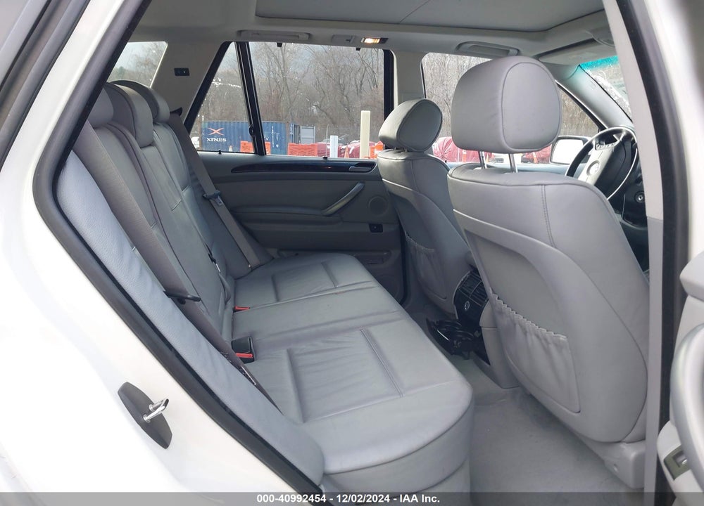 2006 BMW X5 4.4I VIN: 5UXFB53576LV25930