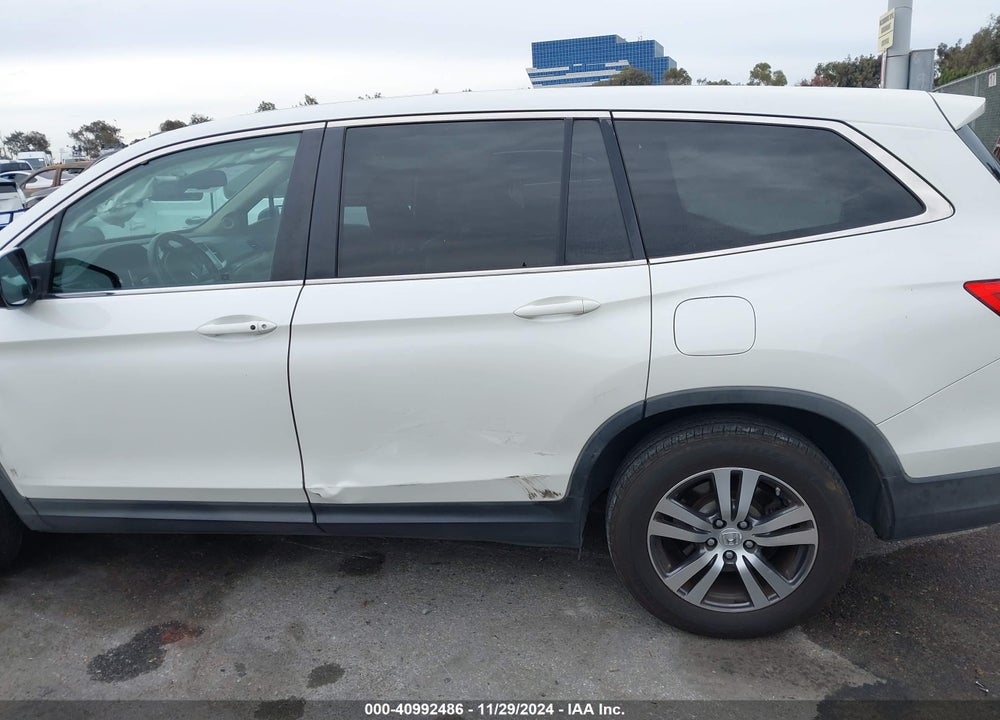 2017 HONDA PILOT EX-L VIN: 5FNYF5H52HB009567
