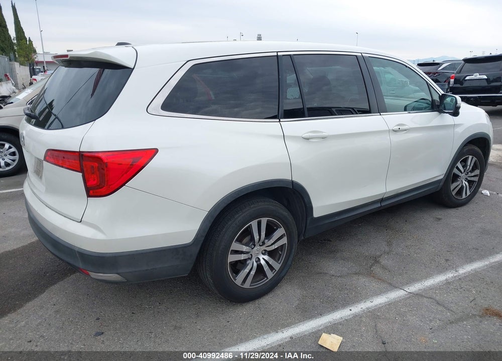 2017 HONDA PILOT EX-L VIN: 5FNYF5H52HB009567