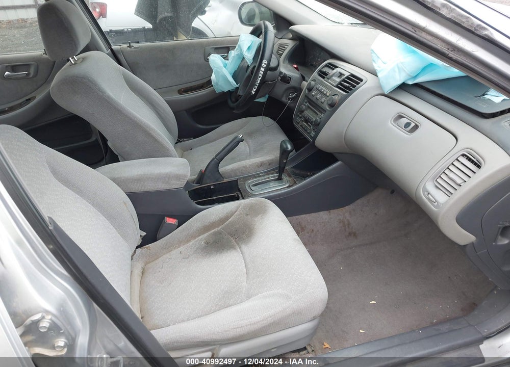 2002 HONDA ACCORD 2.3 EX/2.3 SE VIN: JHMCG66852C008474