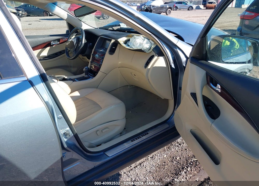 2017 INFINITI QX50 VIN: JN1BJ0RPXHM386620