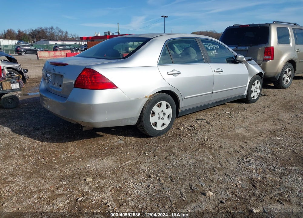 2006 HONDA ACCORD 2.4 LX VIN: JHMCM56426C000600