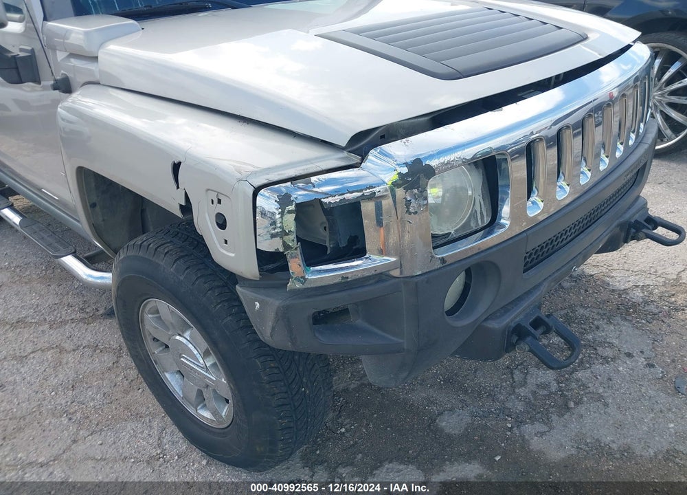 2006 HUMMER H3 SUV VIN: 5GTDN136268315295