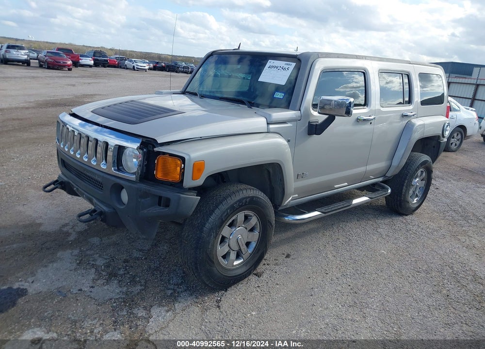 2006 HUMMER H3 SUV VIN: 5GTDN136268315295