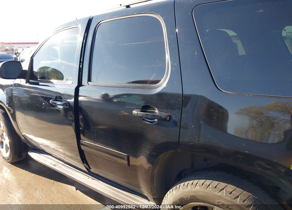 2011 CHEVROLET TAHOE LT VIN: 1GNSCBE0XBR105140