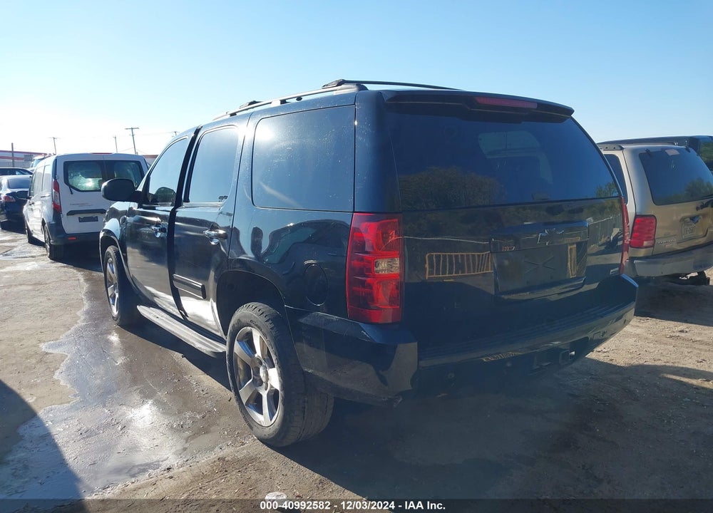 2011 CHEVROLET TAHOE LT VIN: 1GNSCBE0XBR105140