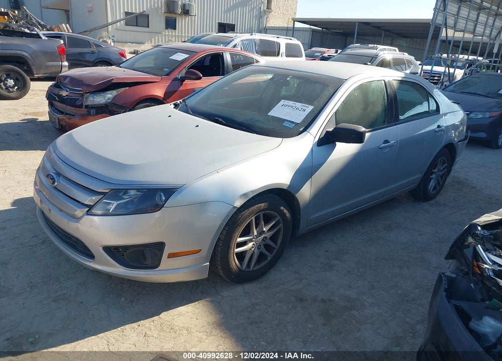 2011 FORD FUSION S VIN: 3FAHP0GA4BR121944