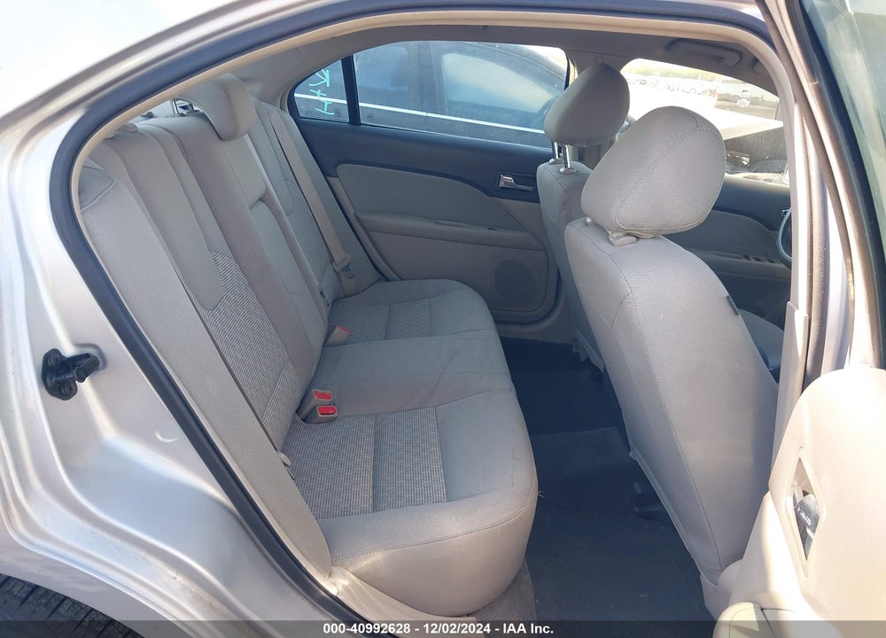 2011 FORD FUSION S VIN: 3FAHP0GA4BR121944