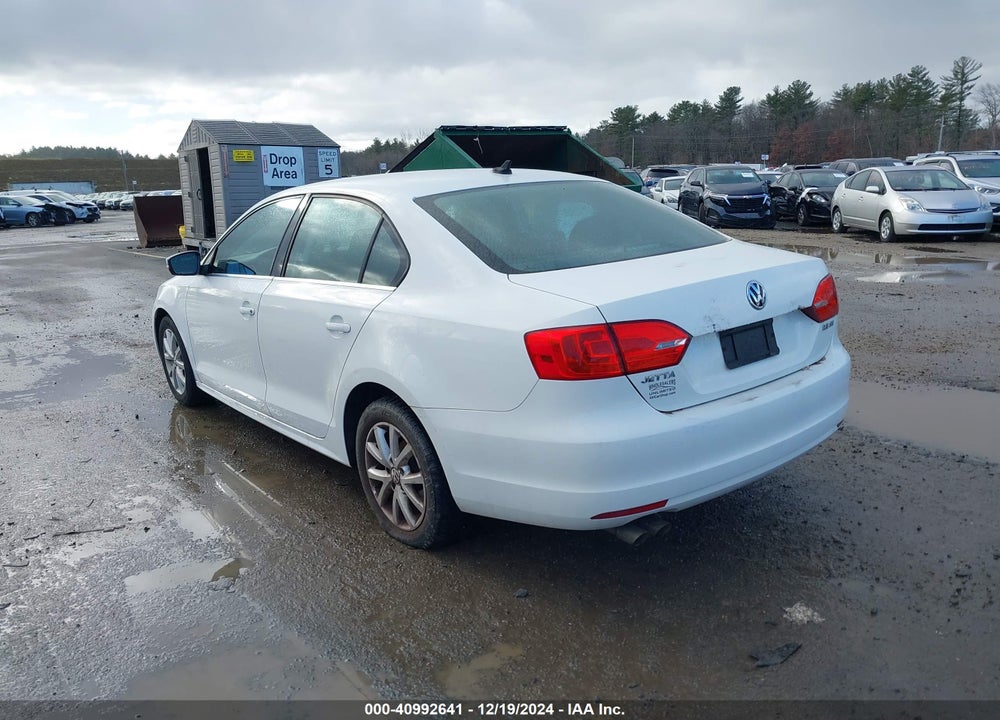 2013 VOLKSWAGEN JETTA 2.5L SE VIN: 3VWDP7AJXDM210148