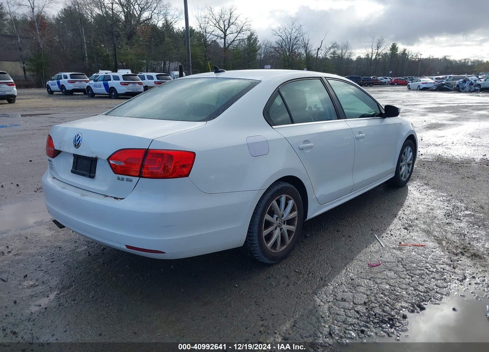 2013 VOLKSWAGEN JETTA 2.5L SE VIN: 3VWDP7AJXDM210148