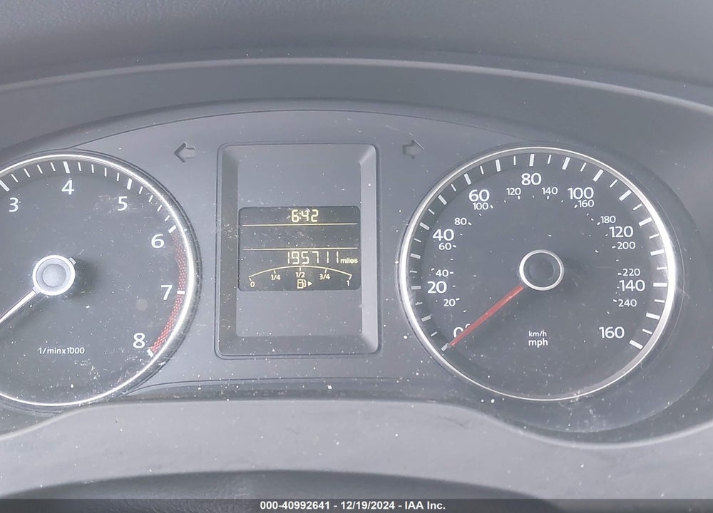 2013 VOLKSWAGEN JETTA 2.5L SE VIN: 3VWDP7AJXDM210148