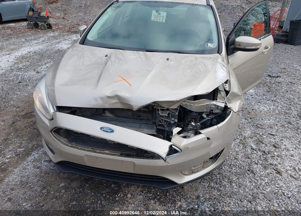 2017 FORD FOCUS SE VIN: 1FADP3F24HL320011