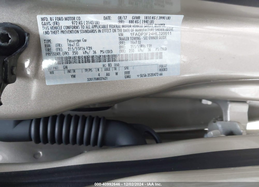 2017 FORD FOCUS SE VIN: 1FADP3F24HL320011