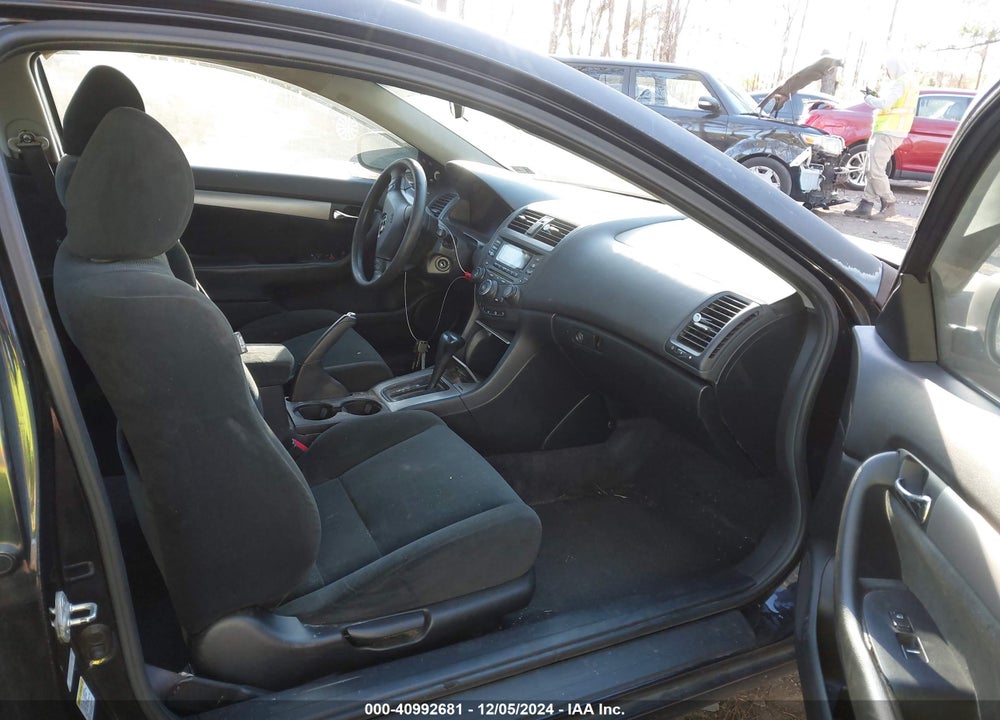 2005 HONDA ACCORD 2.4 EX VIN: 1HGCM72735A007046