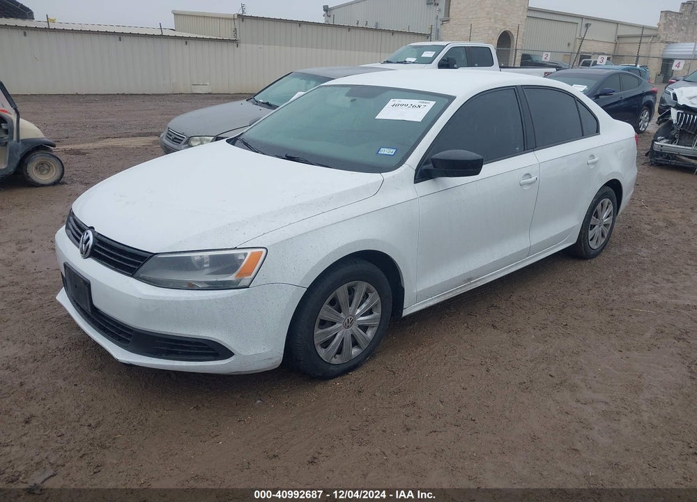 2014 VOLKSWAGEN JETTA 2.0L S VIN: 3VW2K7AJ0EM300643