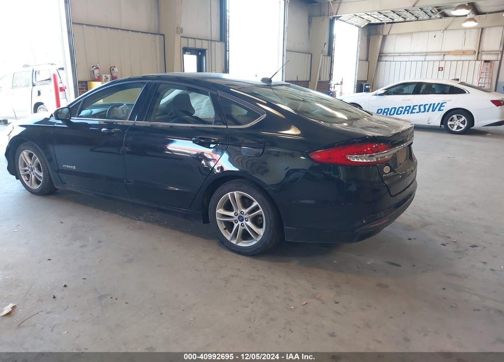 2018 FORD FUSION VIN: 3FA6P0LU1JR137718