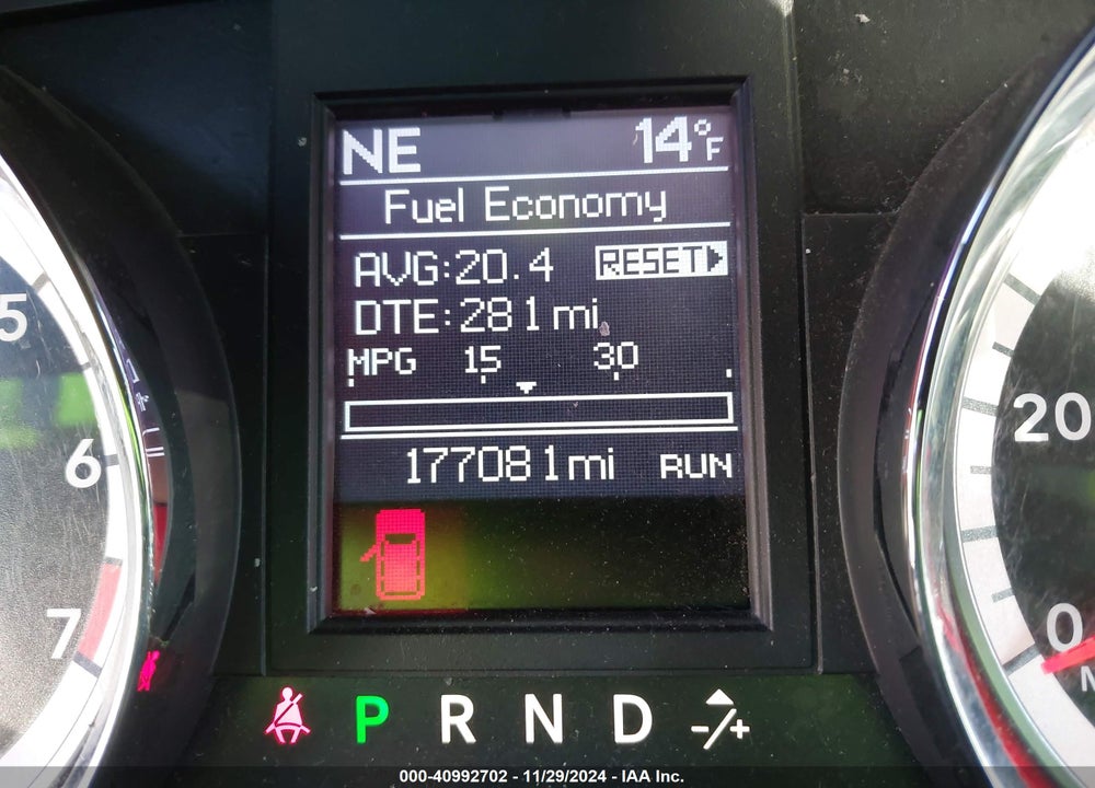 2017 DODGE GRAND CARAVAN SXT VIN: 2C4RDGCG3HR696125