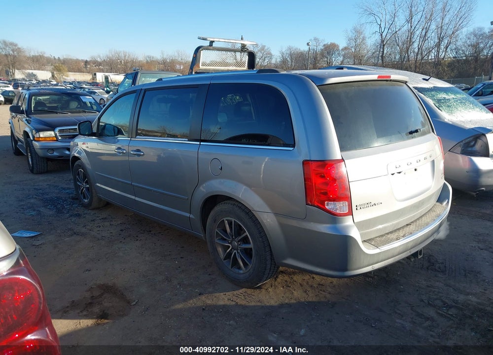 2017 DODGE GRAND CARAVAN SXT VIN: 2C4RDGCG3HR696125