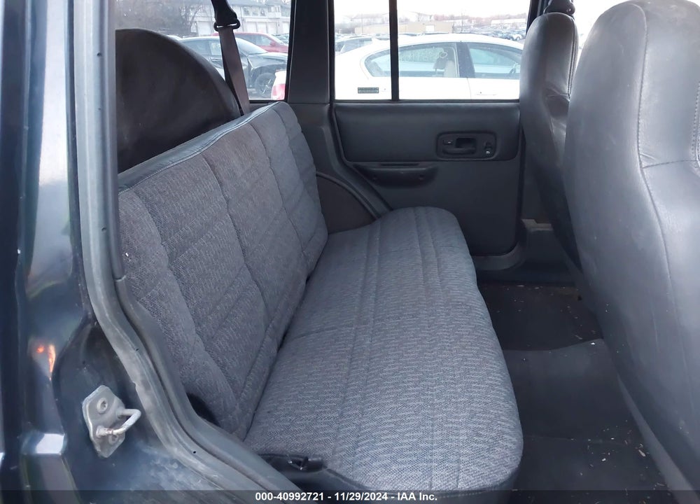 1999 JEEP CHEROKEE CLASSIC/SPORT VIN: 1J4FF68S1XL518008