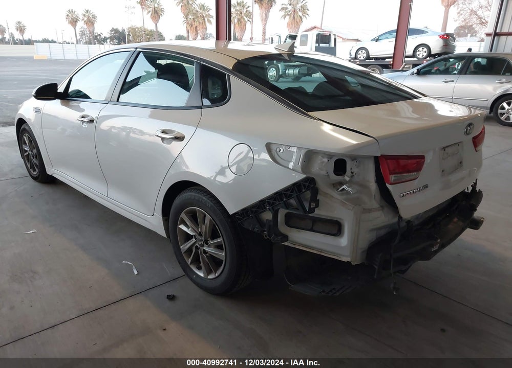 2020 KIA OPTIMA LX VIN: 5XXGT4L31LG435194