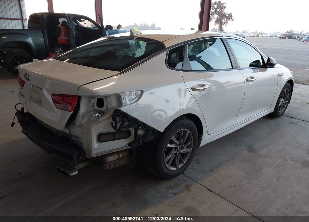 2020 KIA OPTIMA LX VIN: 5XXGT4L31LG435194