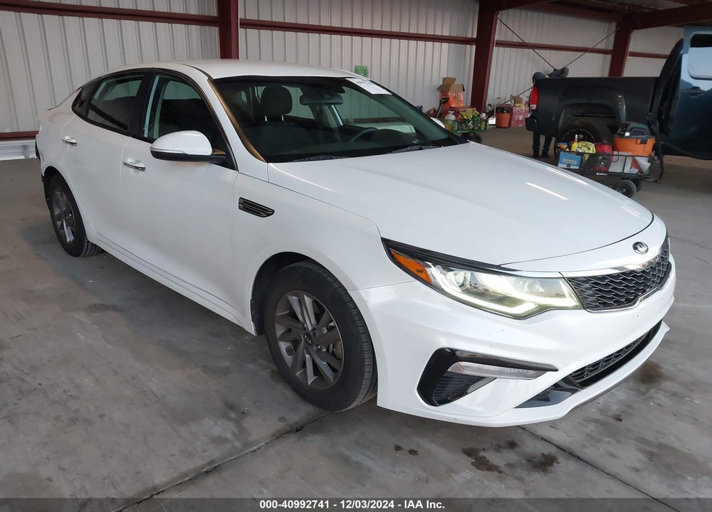 2020 KIA OPTIMA LX VIN: 5XXGT4L31LG435194