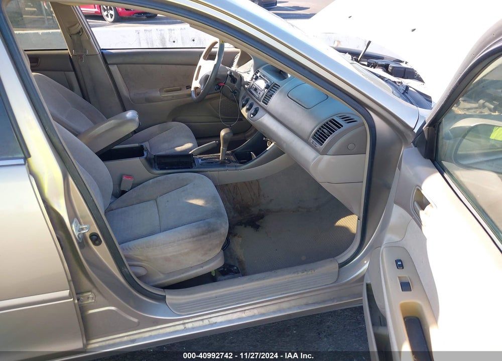 2002 TOYOTA CAMRY LE VIN: 4T1BE32K82U541492
